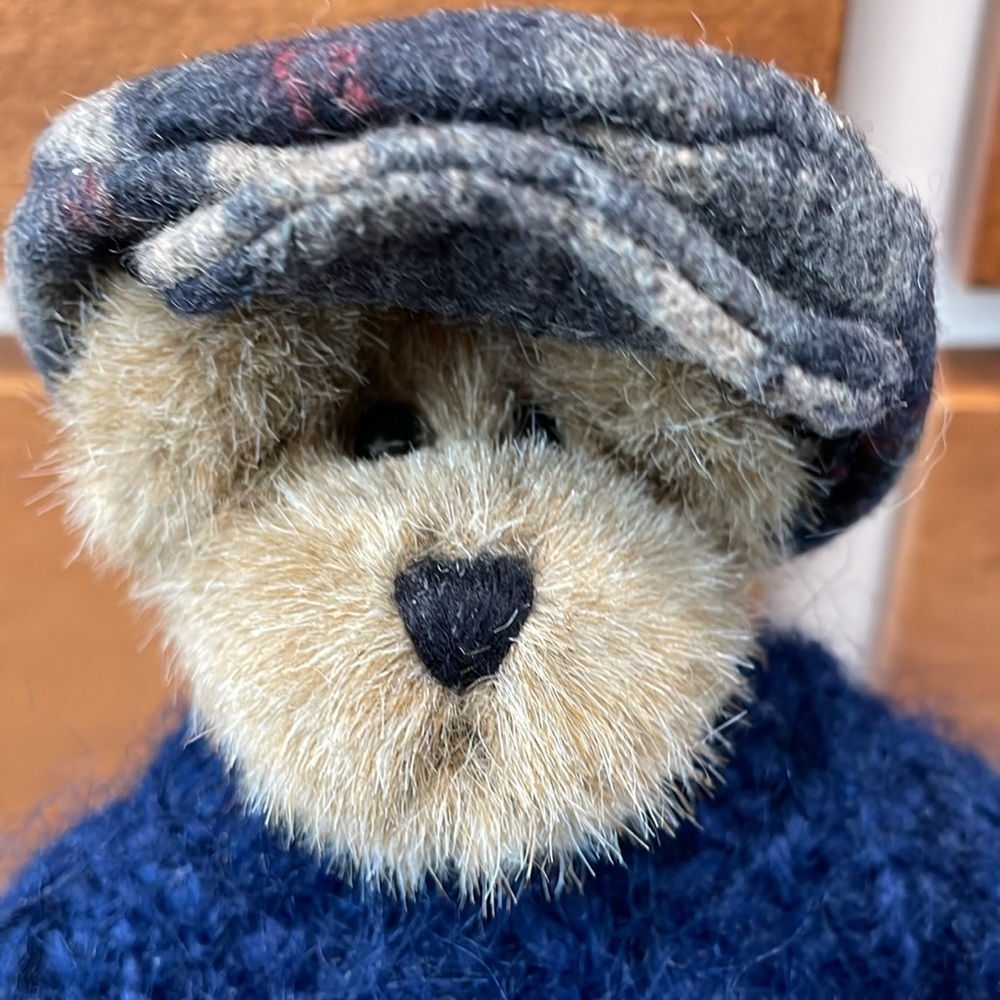 Boyds Bears & Friends Chase Bearimore 7" Blue Sweater & Grey Plaid Pants NWT